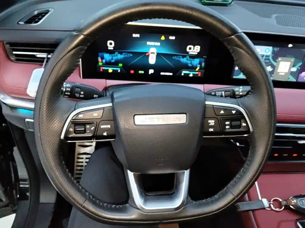 Jetour X70 PLUS 2024 — фото 11