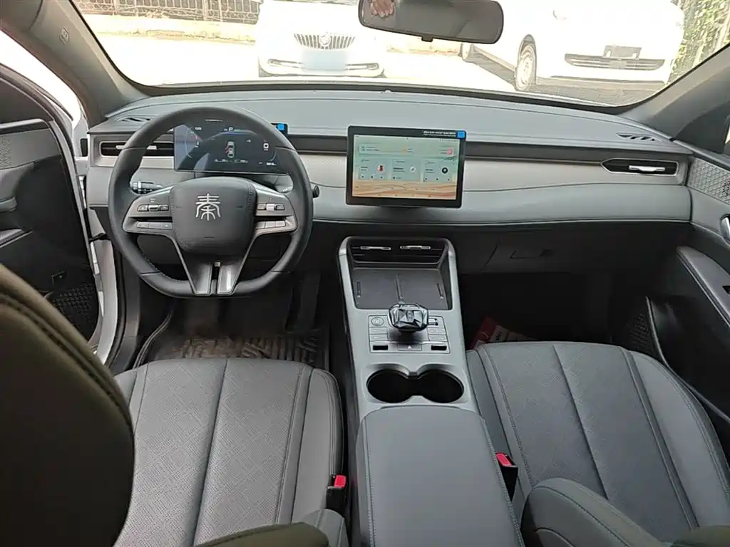 BYD Qin PLUS 2025 — фото 10