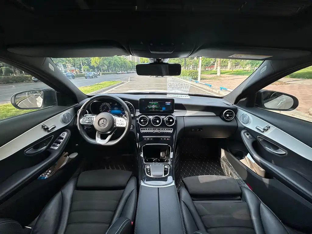 Mercedes-Benz C-Class 2020 — фото 15