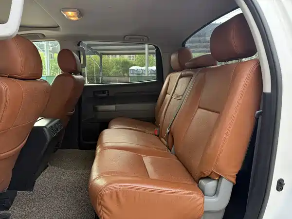 Toyota Tundra 2013