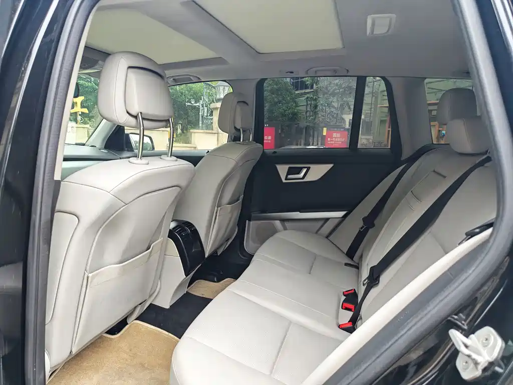 Mercedes-Benz GLK-Class 2015