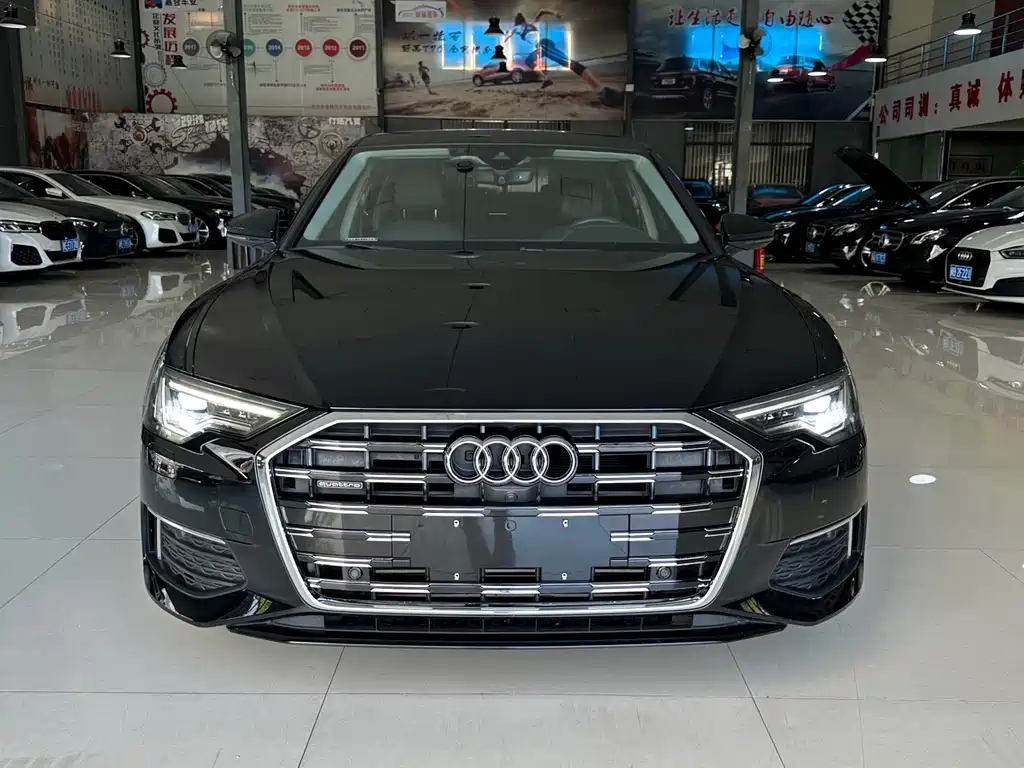 Audi A6L 2022