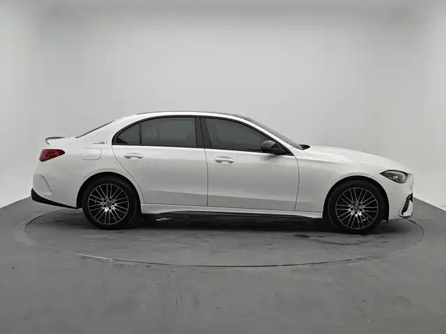 Mercedes-Benz C-Class 2022