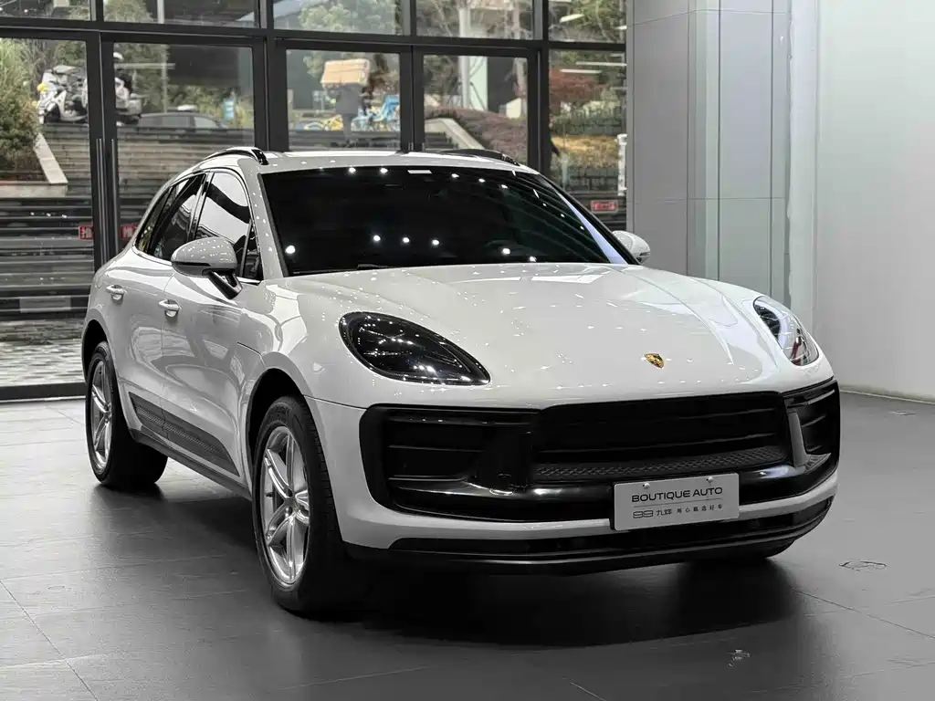 Porsche Macan 2023 — фото 3