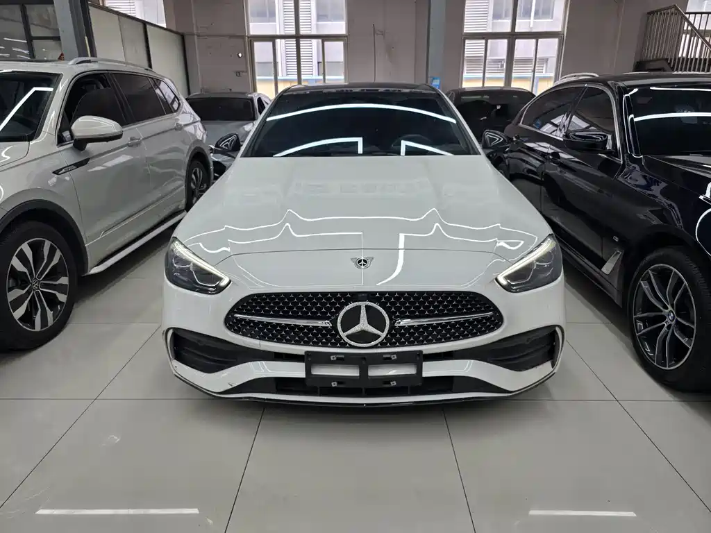 Mercedes-Benz C-Class 2023 — фото 2