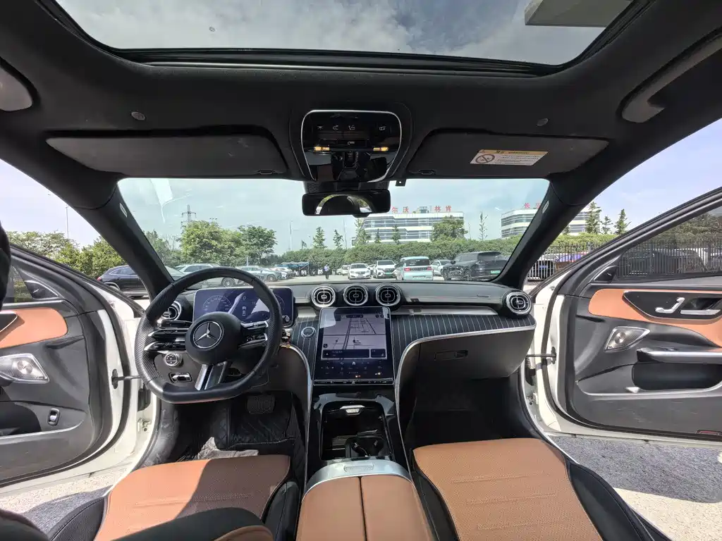 Mercedes-Benz C-Class 2023 — фото 6