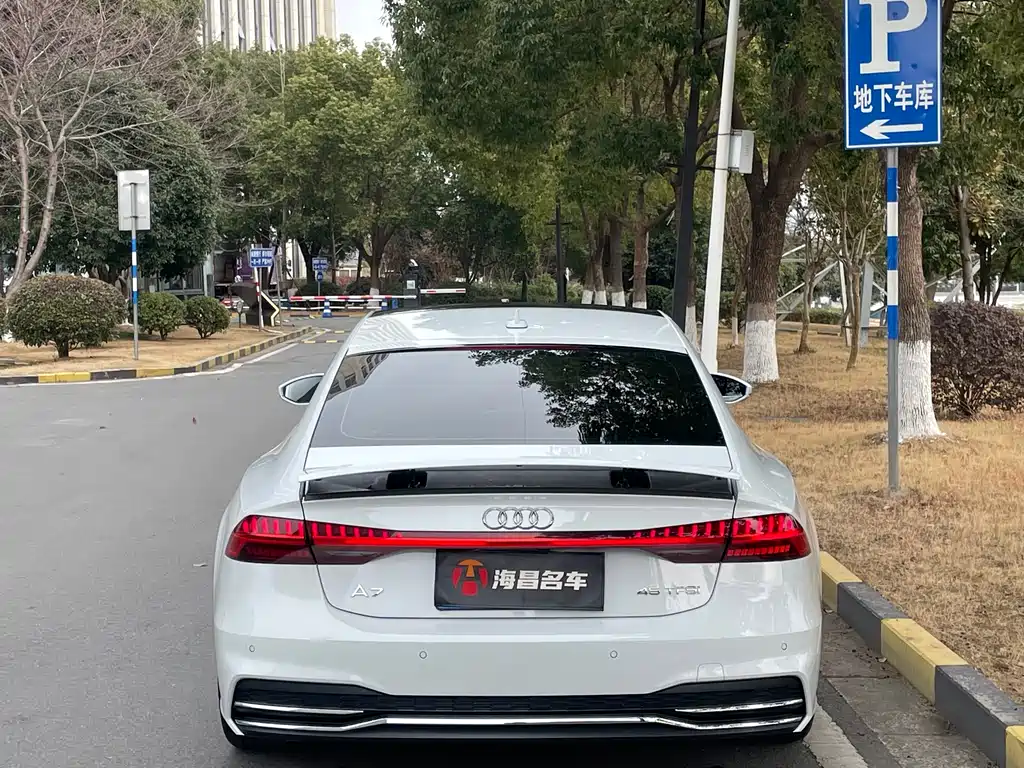 Audi A7 2024 — фото 5