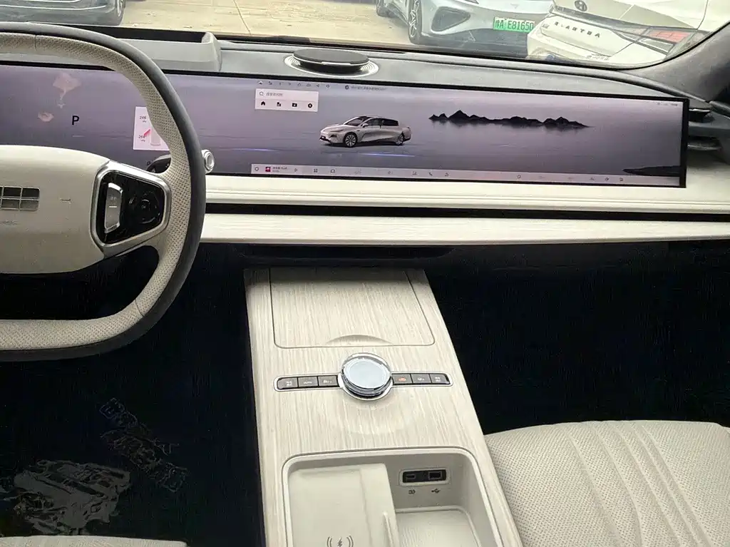 Geely Galaxy E8 2024 — фото 10