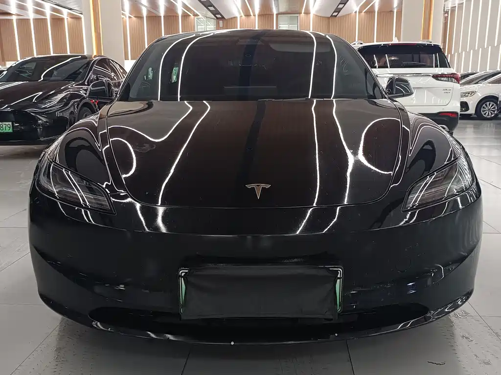 Tesla Model 3 2023 — фото 2