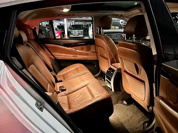 BMW 5 Series GT 2017