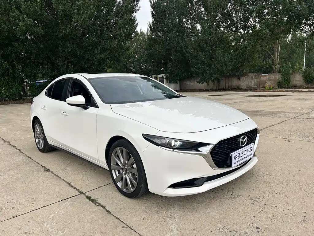 Mazda 3 Axela 2023