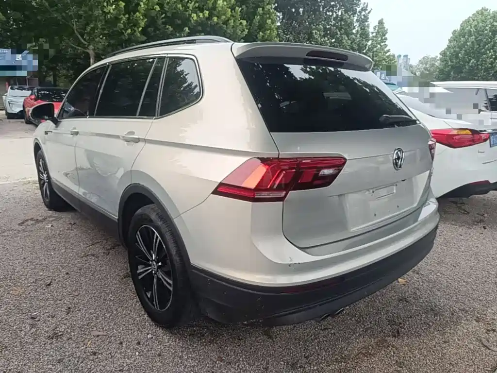 Volkswagen Tiguan L 2020
