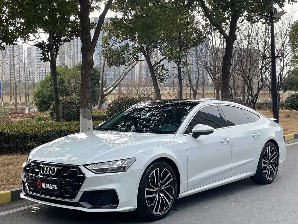 Audi A7 2024 — фото 1