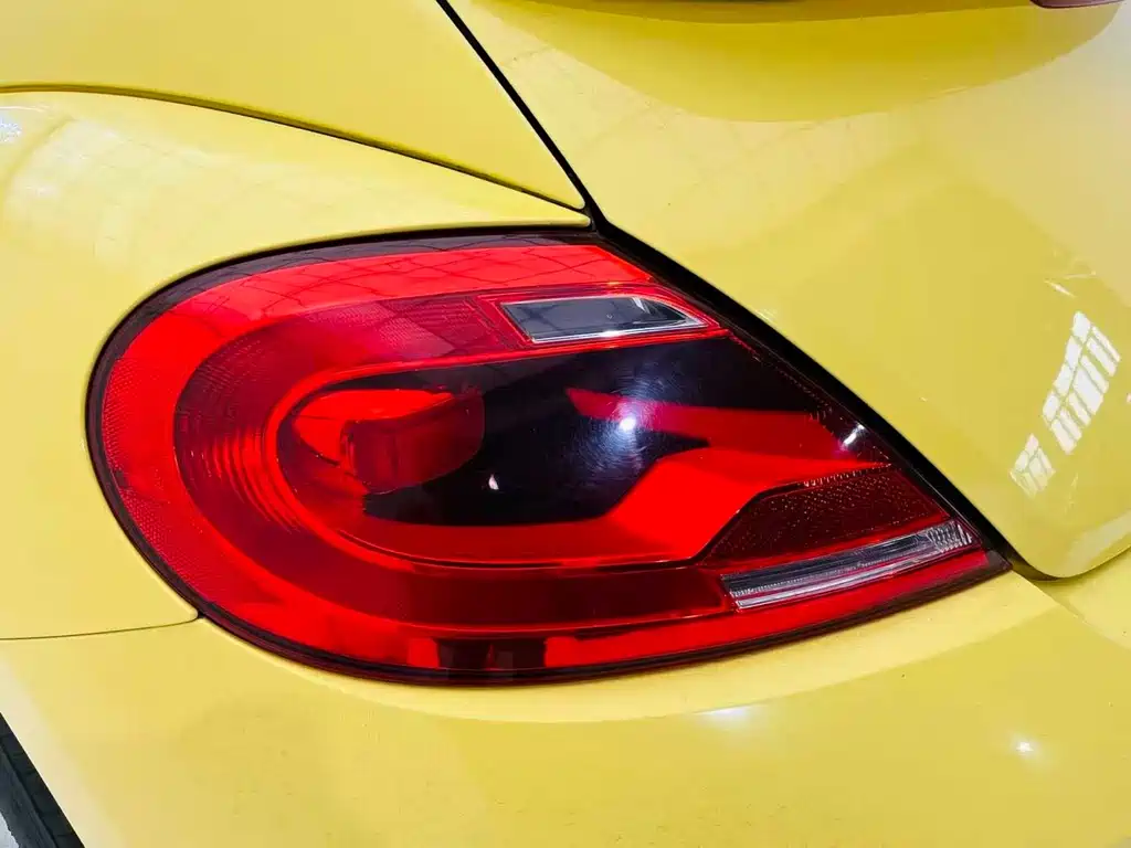 Volkswagen Beetle 2013 — фото 16