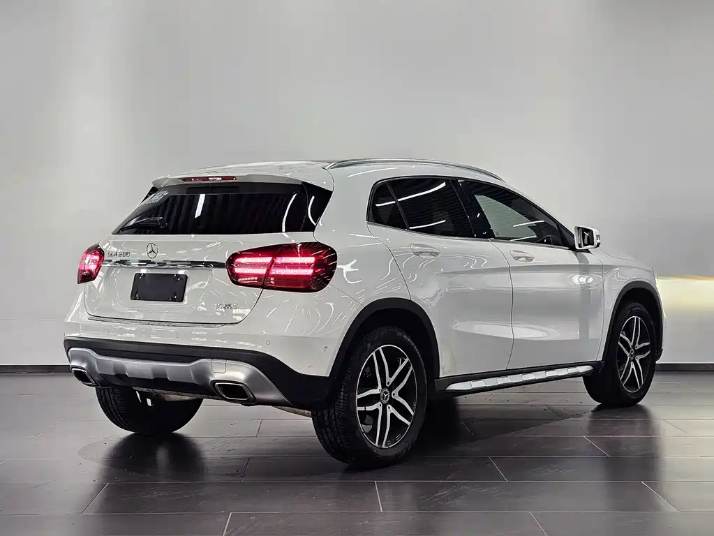 Mercedes-Benz GLA 2017 — фото 3