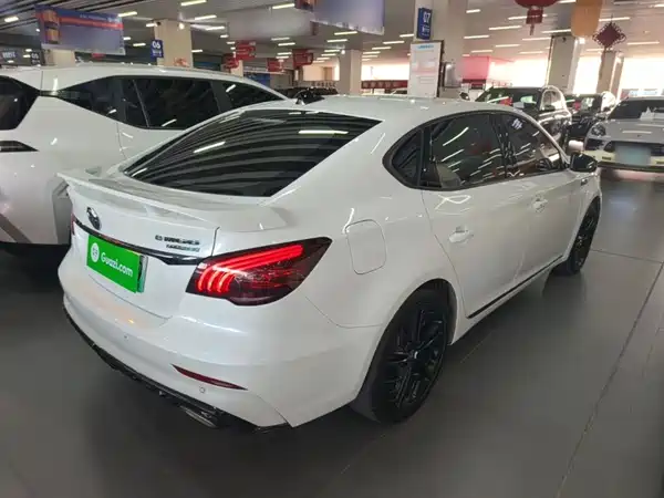 MG 6 New Energy 2021