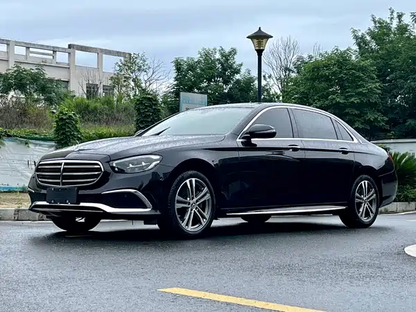 Mercedes-Benz E-Class 2021