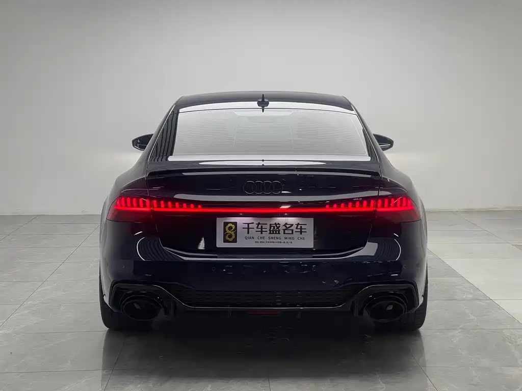 Audi A7L 2024 — фото 5