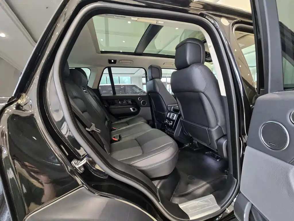 Land Rover Range Rover 2019 — фото 15