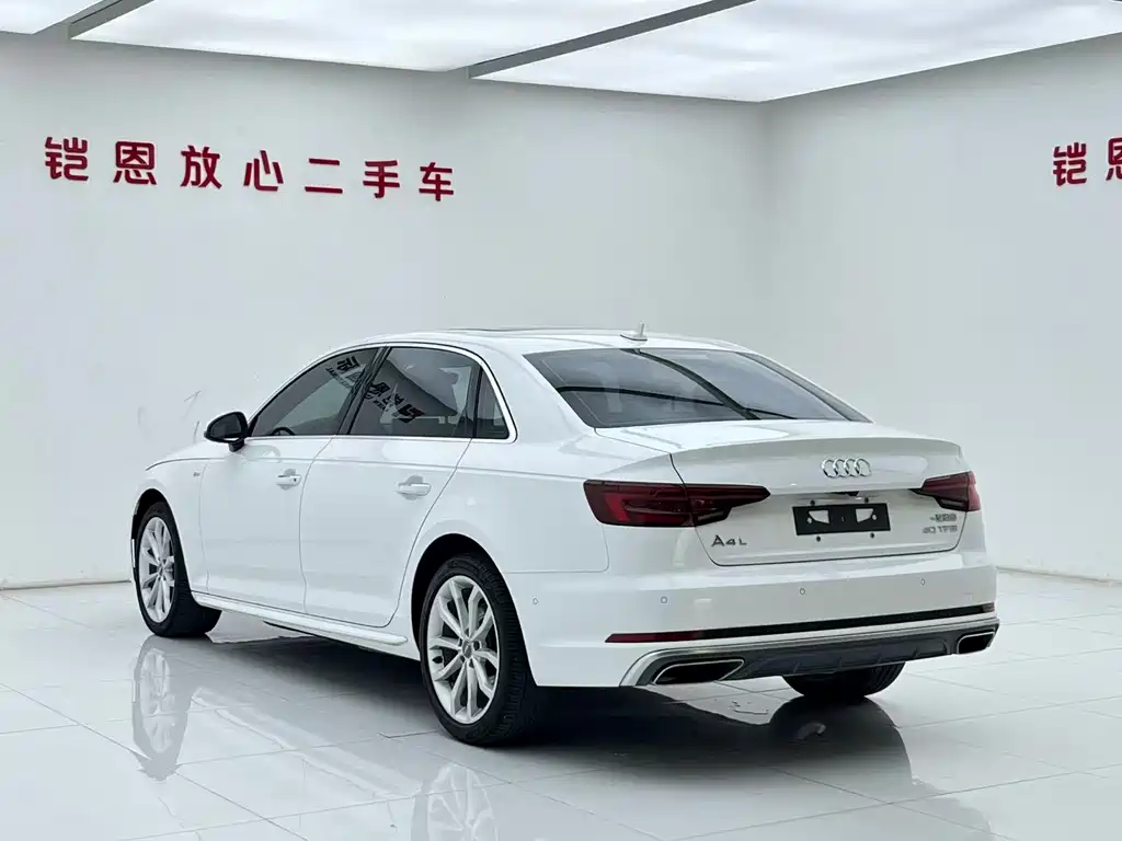 Audi A4L 2019 — фото 26