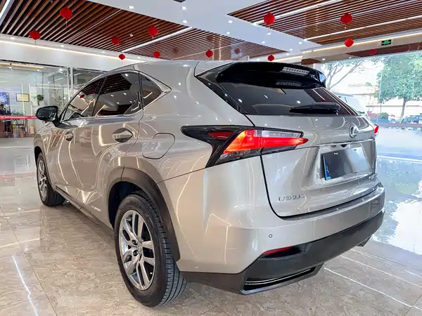 Lexus NX 2015