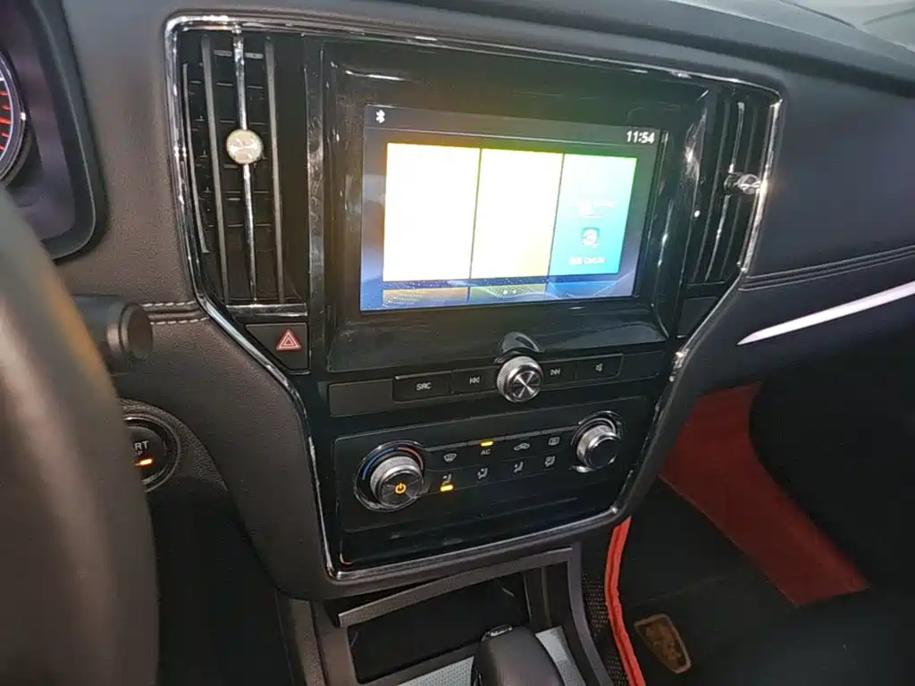 Roewe i6 Classic 2018 — фото 13