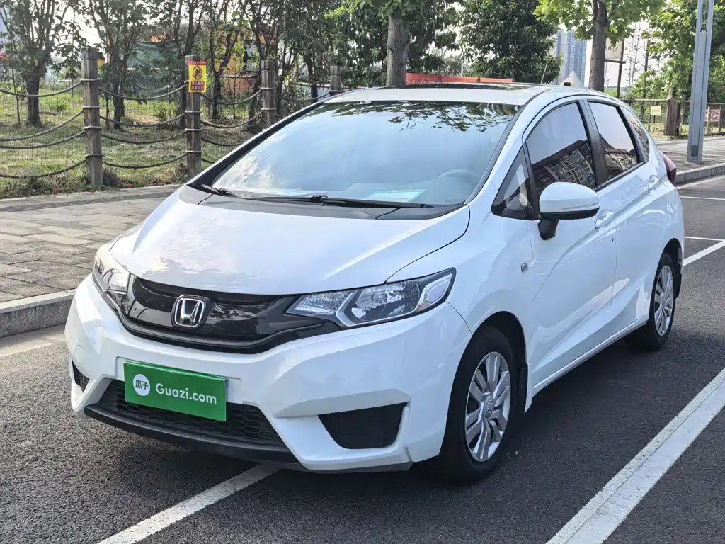 Honda Fit 2017 — фото 2