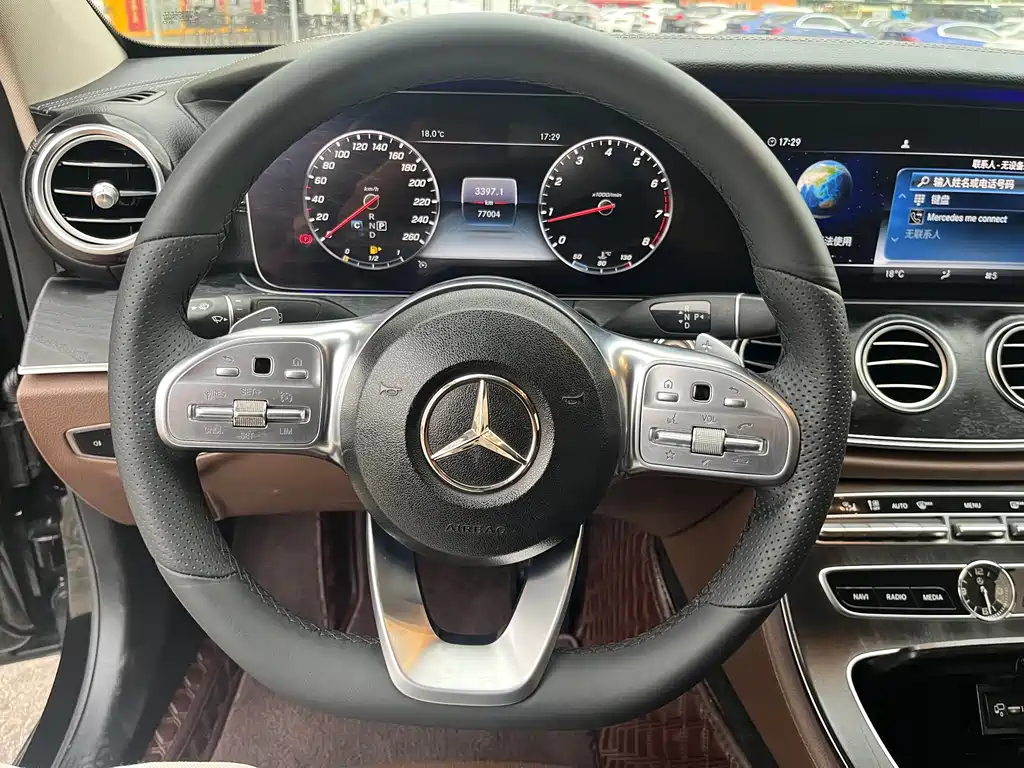 Mercedes-Benz E-Class 2019 — фото 17