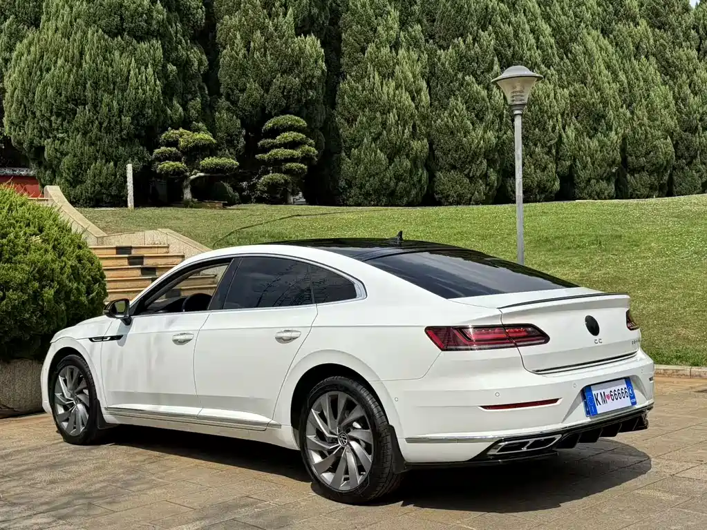 Volkswagen CC 2022 — фото 8