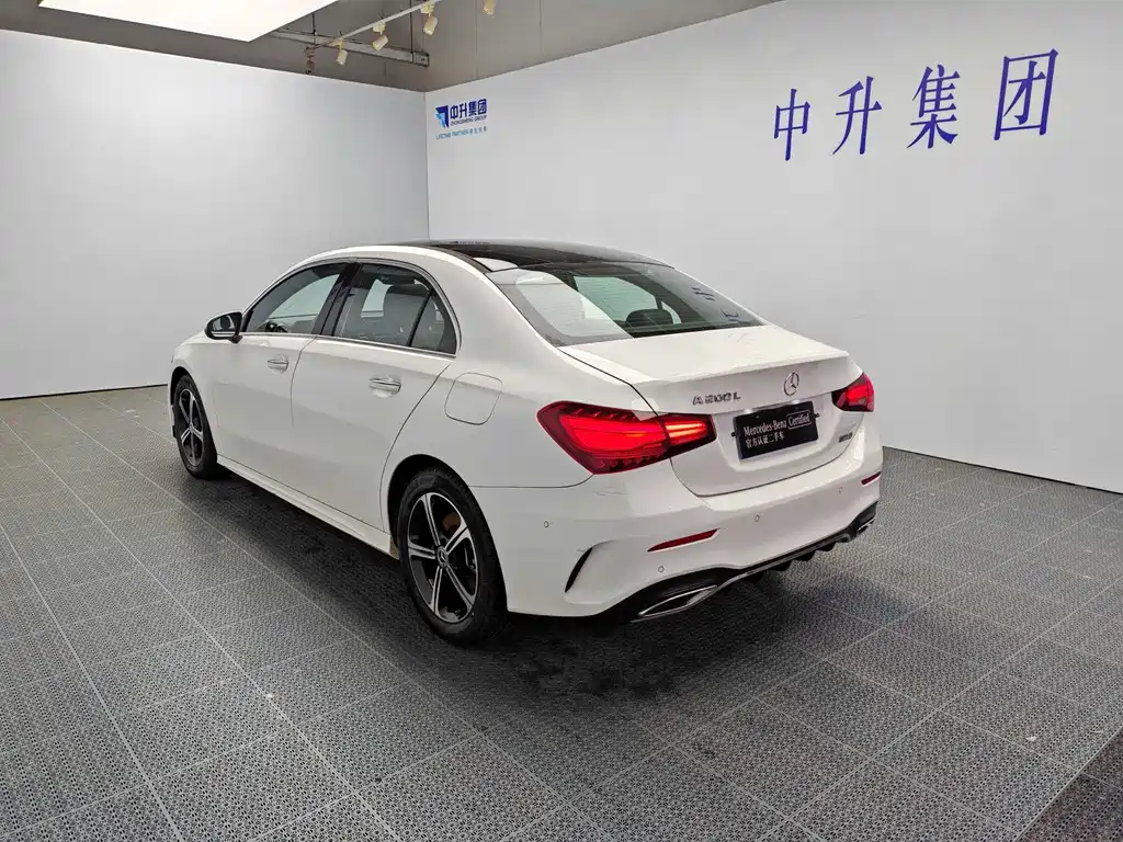 Mercedes-Benz A-Class 2023 — фото 4
