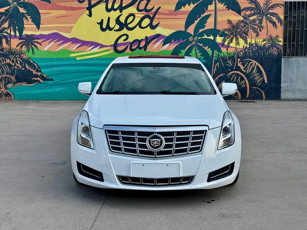 Cadillac XTS 2015 — фото 2