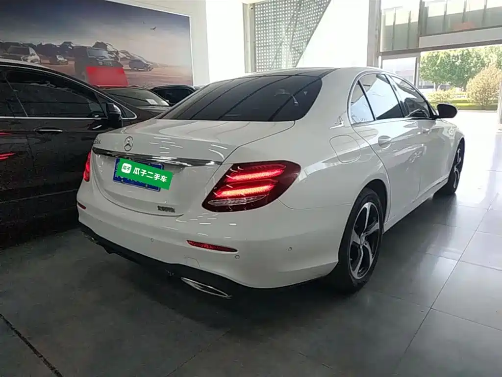 Mercedes-Benz E-Class 2018 — фото 7