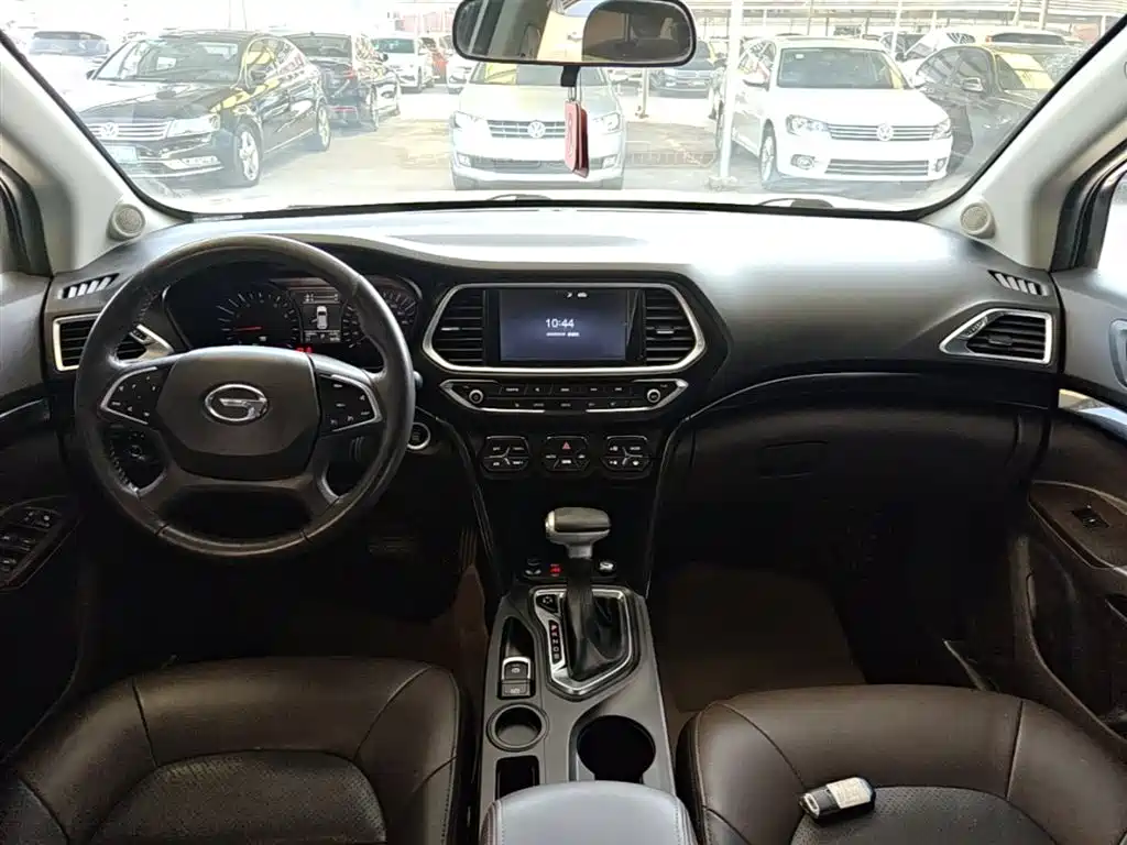 GAC Motor Trumpchi GS4 2017 — фото 10