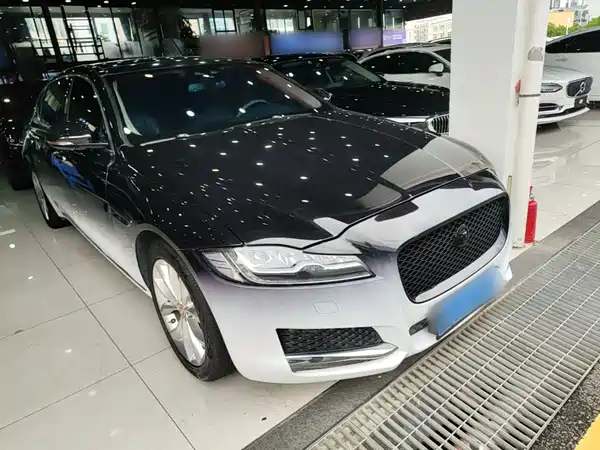 Jaguar XFL 2019