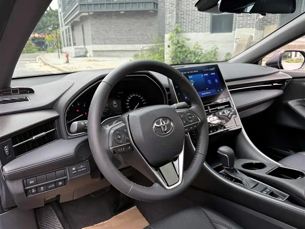 Toyota Avalon 2022 — фото 15
