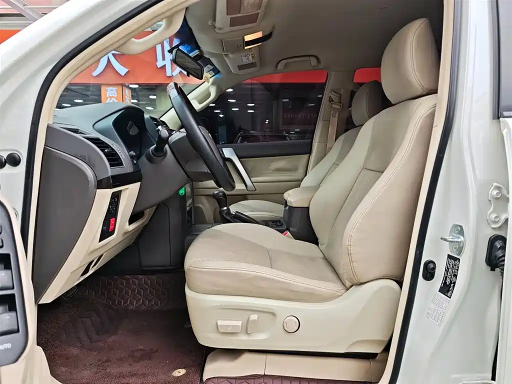 Toyota Prado 2019 — фото 11