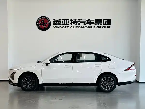 Wuling Starlight 2026