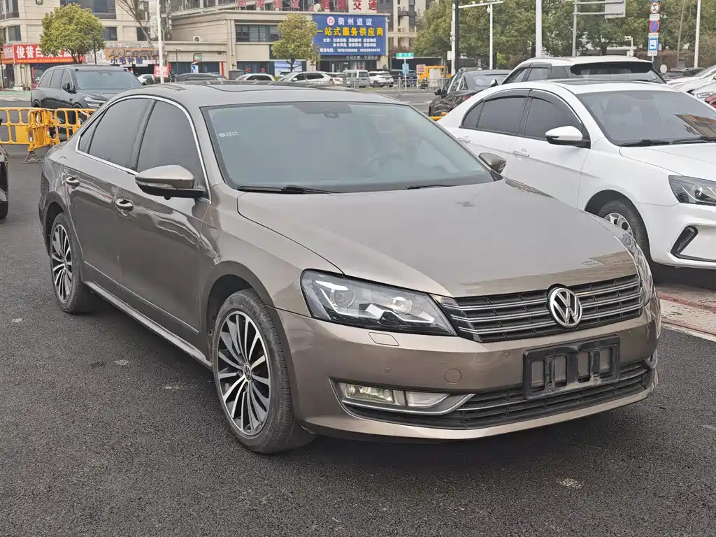 Volkswagen Passat 2014 — фото 6
