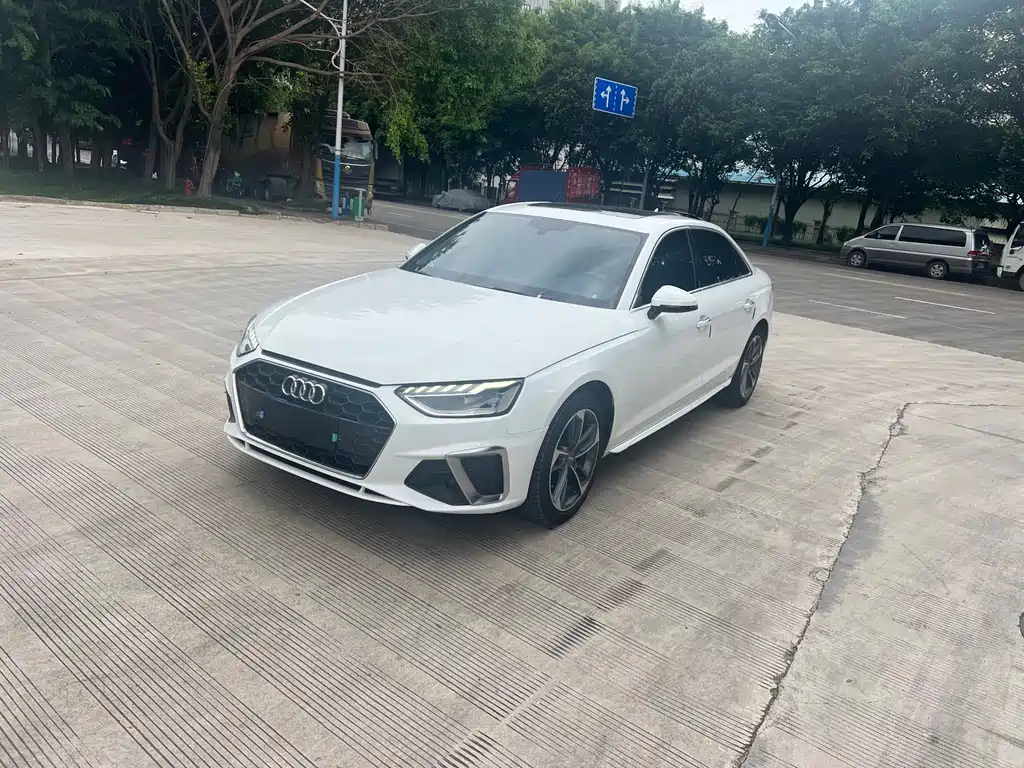 Audi A4L 2020