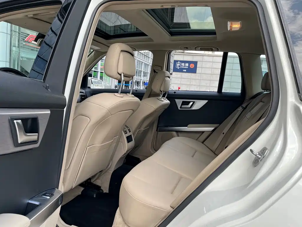 Mercedes-Benz GLK-Class 2011 — фото 14