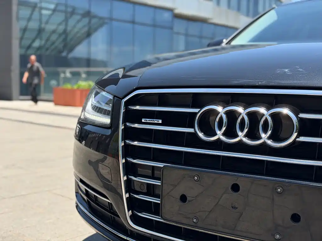 Audi A8 2015