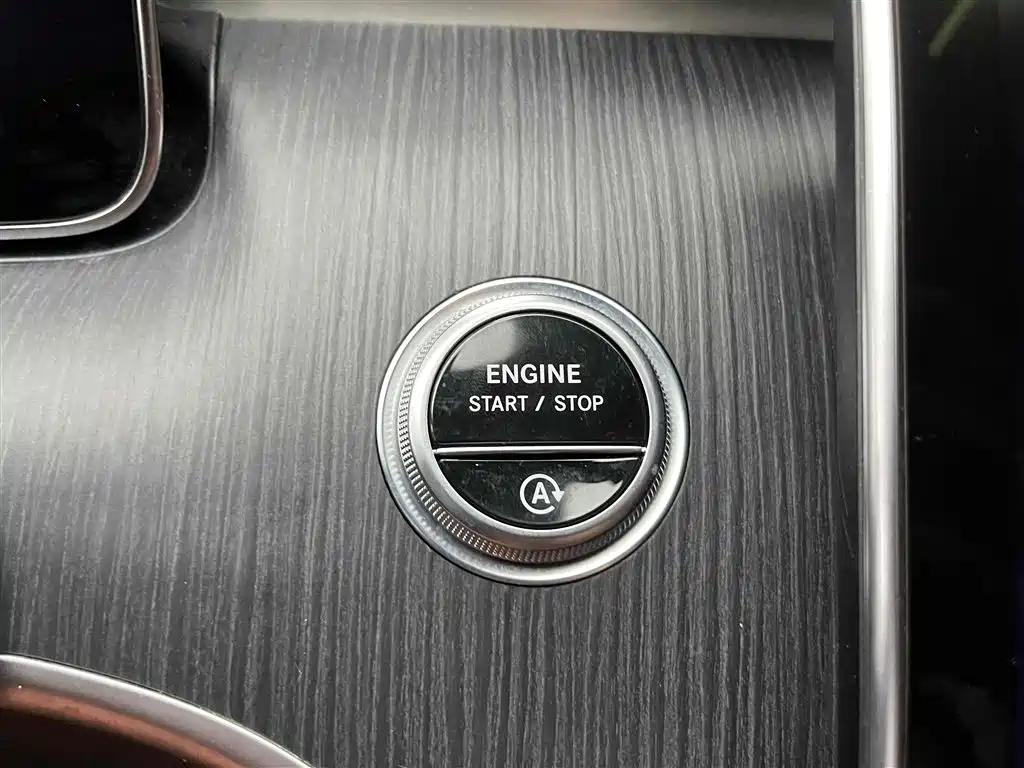 Mercedes-Benz C-Class 2022 — фото 4