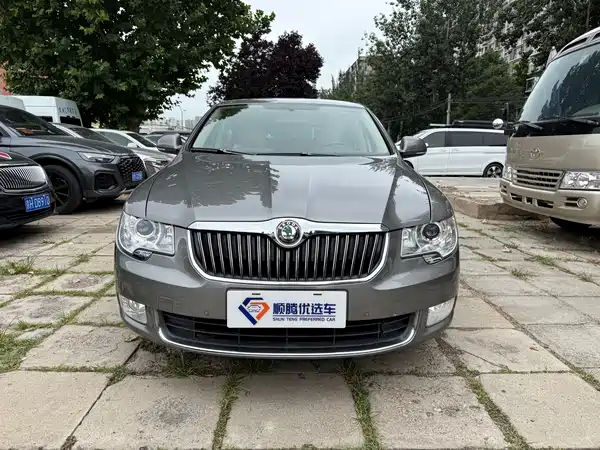 Skoda Superb 2013