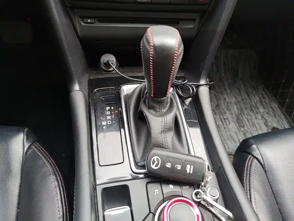 Mazda 3 Angkesela 2017 — фото 14