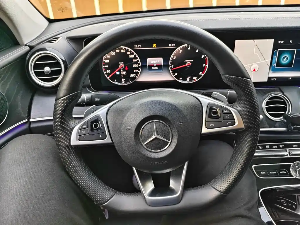 Mercedes-Benz E-Class 2017