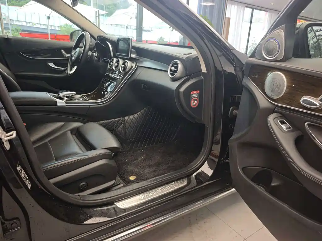Mercedes-Benz C-Class 2015 — фото 16