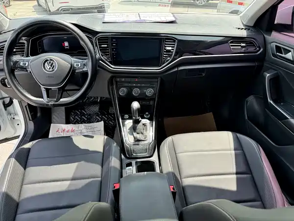 Volkswagen T-Roc 2021