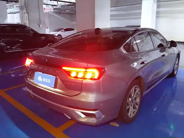 Ford Mondeo 2022