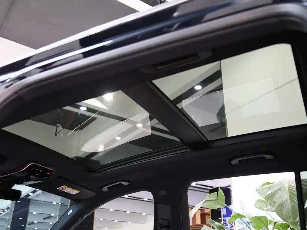 Mercedes-Benz GLC 2023 — фото 16