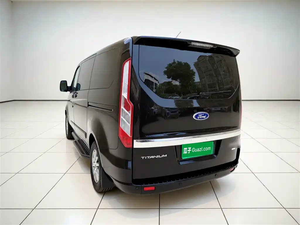 Ford Tourneo 2021 — фото 4